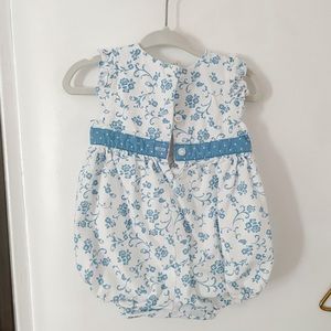 Baby girl vintage floral romper size 6 months